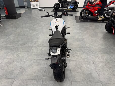 2023 Yamaha XSR700, белый, 855000 рублей, вид 4