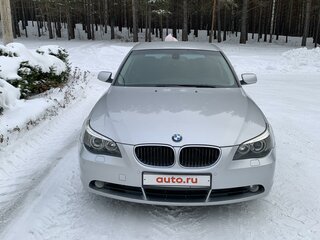 2006 BMW 5 серии 525i V (E60/E61), серебристый, 1480000 рублей, вид 3