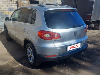 2011 Volkswagen Tiguan I, серебристый, 990000 рублей, вид 2