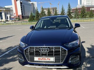 2021 Audi Q5 45 TFSI II (FY) Рестайлинг, синий, 4450000 рублей, вид 2