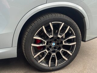 2023 BMW X5 30d IV (G05/G18) Рестайлинг, серебристый, 10800000 рублей, вид 4