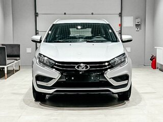 2026 Lada (ВАЗ) Vesta SW I Рестайлинг (NG), серебристый, 1935000 рублей, вид 3