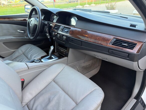 2008 BMW 5 серии 528i V (E60/E61) Рестайлинг, серый - вид 29