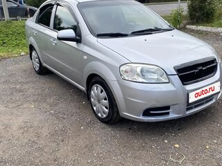 2011 Chevrolet Aveo I Рестайлинг, серебристый, 530000 рублей, вид 3