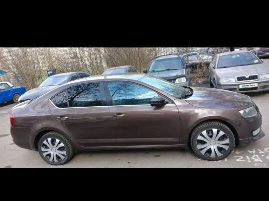 2016 Skoda Octavia III (A7), коричневый, 1280000 рублей - вид 2