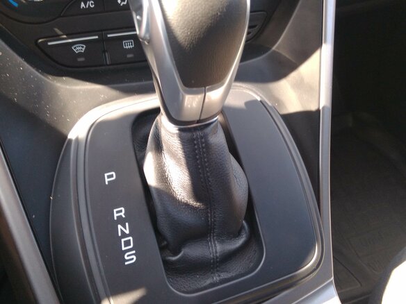 2016 Ford Kuga II, белый - вид 17