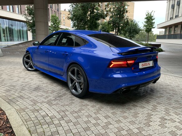 2015 Audi RS 7 I (4G) Рестайлинг, синий - вид 7