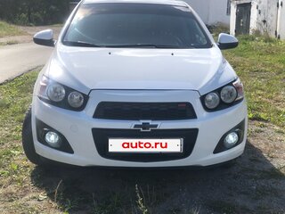 2014 Chevrolet Aveo II, белый, 500000 рублей, вид 3