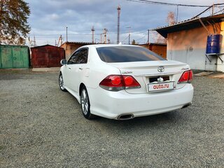 2010 Toyota Crown XIII (S200), белый, 2000000 рублей, вид 4