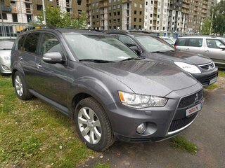 2011 Mitsubishi Outlander II Рестайлинг, серый, 1200000 рублей, вид 1