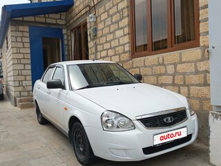 2017 Lada (ВАЗ) Priora I Рестайлинг, белый, 600000 рублей, вид 3