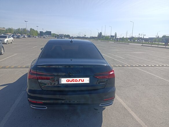 2020 Audi A6 45 TFSI V (C8), чёрный, 3550000 рублей - вид 4