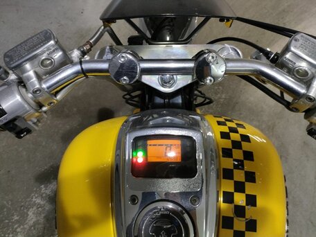 2007 Honda VTX 1800, жёлтый, 499000 рублей, вид 4