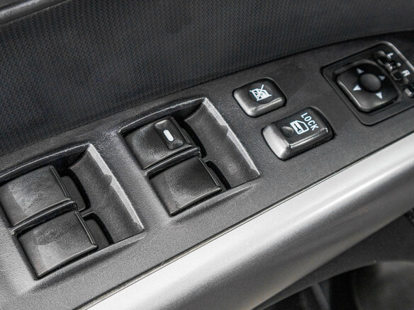2011 Mitsubishi Outlander II Рестайлинг, коричневый - вид 11