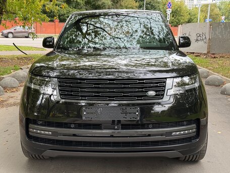 2026 Land Rover Range Rover P530 MHEV V, чёрный, 26590000 рублей, вид 2