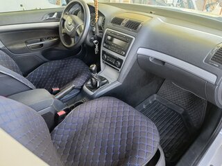 2013 Skoda Octavia II (A5) Рестайлинг, белый, 1050000 рублей, вид 5