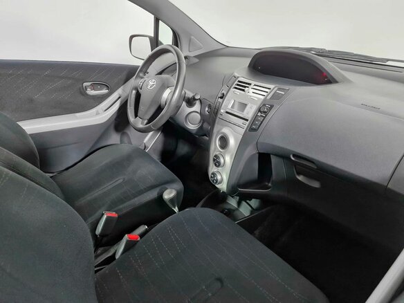2008 Toyota Yaris Multimode II, чёрный - вид 14