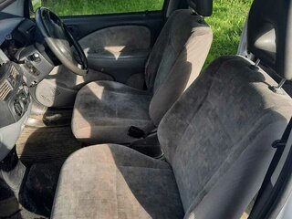 2002 Toyota Raum I, белый, 400000 рублей, вид 3