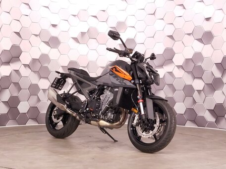 2024 KTM 990 Duke, чёрный, 1285000 рублей, вид 1