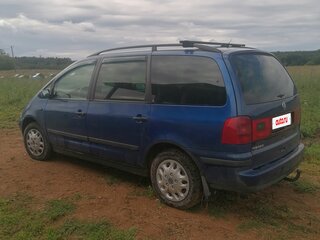 2003 Volkswagen Sharan I Рестайлинг, синий, 350000 рублей, вид 3