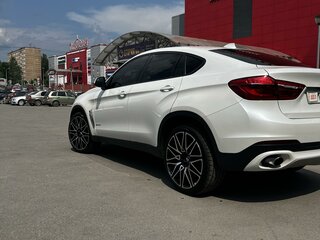 2014 BMW X6 30d II (F16), белый, 2890000 рублей, вид 4
