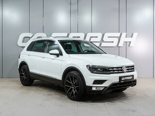 2017 Volkswagen Tiguan II, белый, 2449000 рублей, вид 1