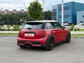 2021 Mini Hatch Cooper S III (F55/F56) Рестайлинг 2, красный, 3100000 рублей - вид 6