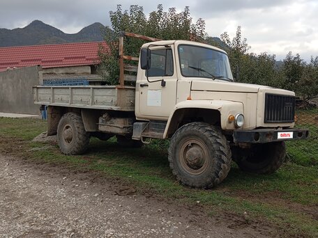 2001 ГАЗ 3308, белый, 520000 рублей, вид 3