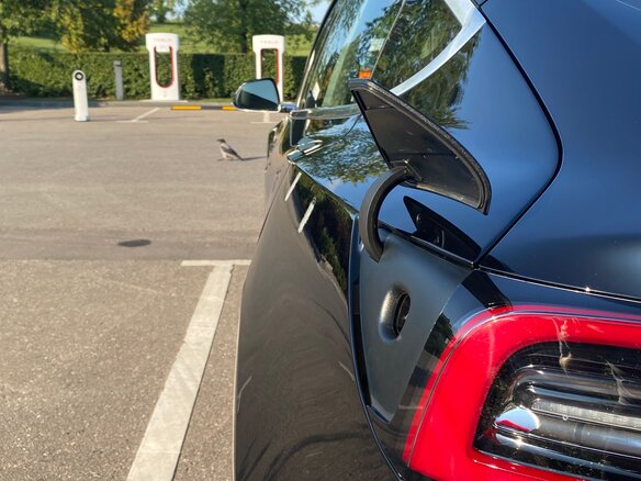 2018 Tesla Model 3 Mid Range I, чёрный - вид 14