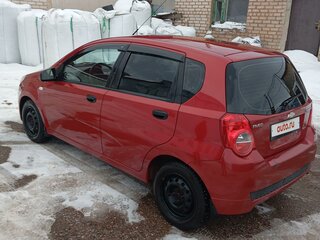 2010 Chevrolet Aveo I Рестайлинг, красный, 500000 рублей, вид 3