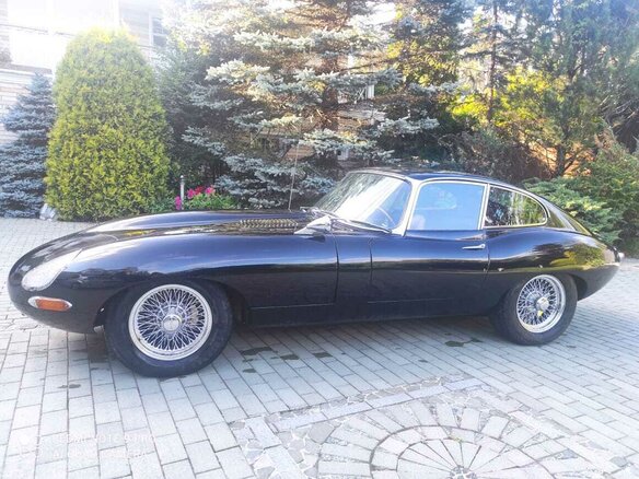 1964 Jaguar E-Type Series 1, чёрный - вид 3