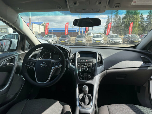 2013 Opel Astra GTC J Рестайлинг, белый - вид 20