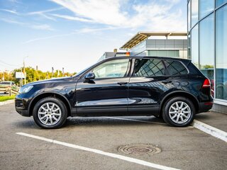 2012 Volkswagen Touareg II, чёрный, 1748000 рублей, вид 4