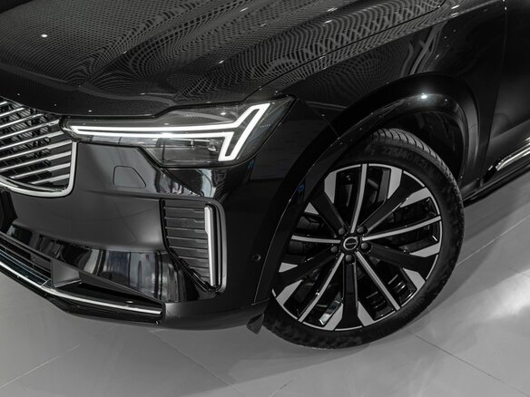 2026 Volvo XC90 B5 II Рестайлинг 2, чёрный, 12420000 рублей - вид 15