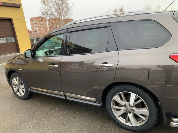 2015 Nissan Pathfinder IV, коричневый, 2000000 рублей - вид 3