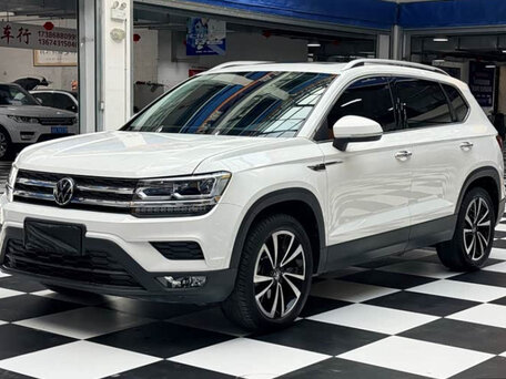 Volkswagen Tharu I
