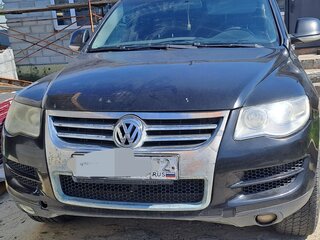 2007 Volkswagen Touareg I Рестайлинг, чёрный, 568000 рублей, вид 1