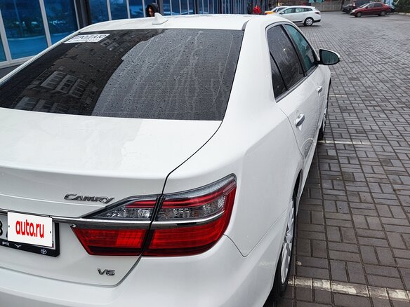 2015 Toyota Camry VII (XV50) Рестайлинг, белый, 2200000 рублей - вид 15