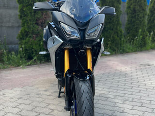 2018 Yamaha MT-09 Tracer (FJ-09), чёрный, 1180177 рублей, вид 2