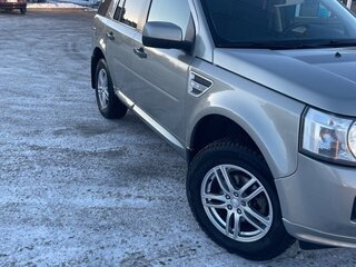 2011 Land Rover Freelander II Рестайлинг, серый, 1349990 рублей, вид 3