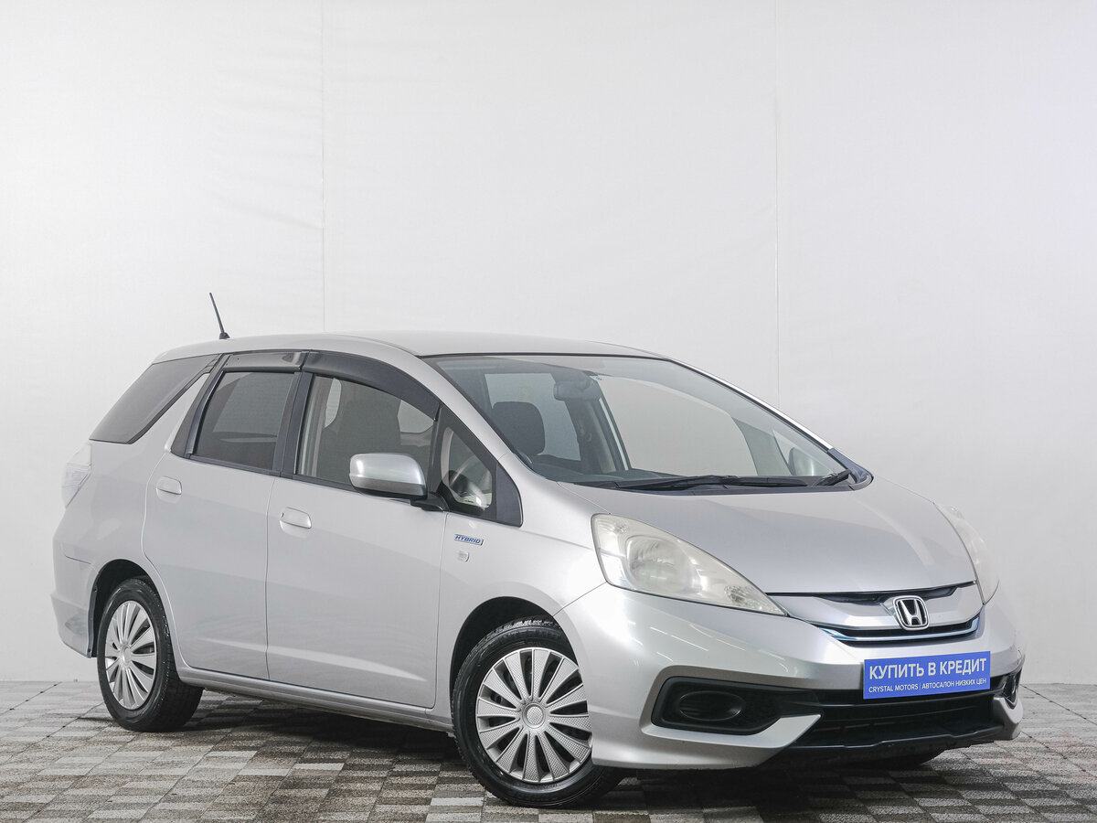 Открыть фотографии: Honda Fit Shuttle I Рестайлинг