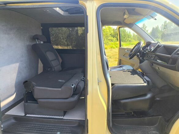 2016 Volkswagen Transporter T6, бежевый, 1900000 рублей - вид 15