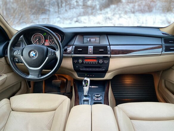 2010 BMW X5 35i II (E70) Рестайлинг, чёрный, 2000000 рублей - вид 8