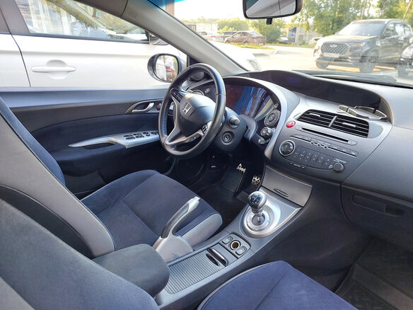 2008 Honda Civic VIII, серый, 650000 рублей - вид 8