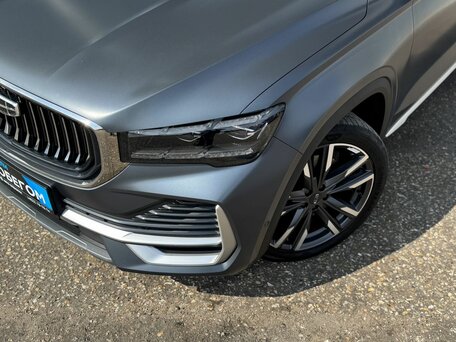 2024 Geely Monjaro I, серый, 3795000 рублей, вид 3