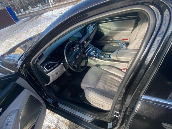 2017 Genesis G90 I, чёрный, 2500000 рублей - вид 5