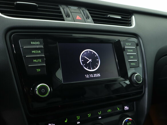 2014 Skoda Octavia III (A7), белый, 1249000 рублей - вид 12