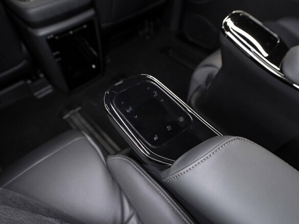 2026 GAC Trumpchi M8 Master Edition II, чёрный, 4750000 рублей - вид 16