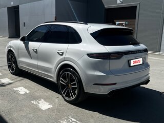 2018 Porsche Cayenne Turbo III, белый, 8400000 рублей, вид 5