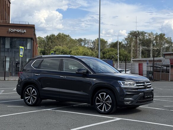 2022 Volkswagen Tharu I, серый, 2250000 рублей - вид 1